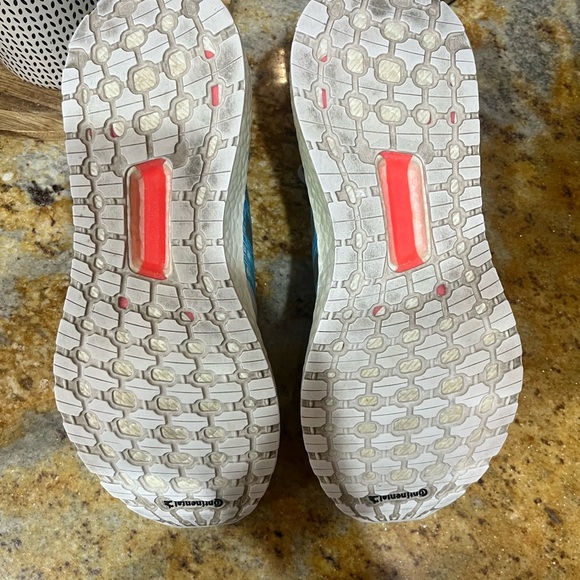 Adidas Ultraboost PrimeBlue size 9 - Picture 7 of 8